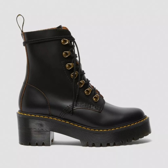 🍂NWOT Dr. Martens LEONA WOMEN'S VINTAGE SMOOTH LEATHER HEELED BLACK BOOTS - Picture 5 of 16